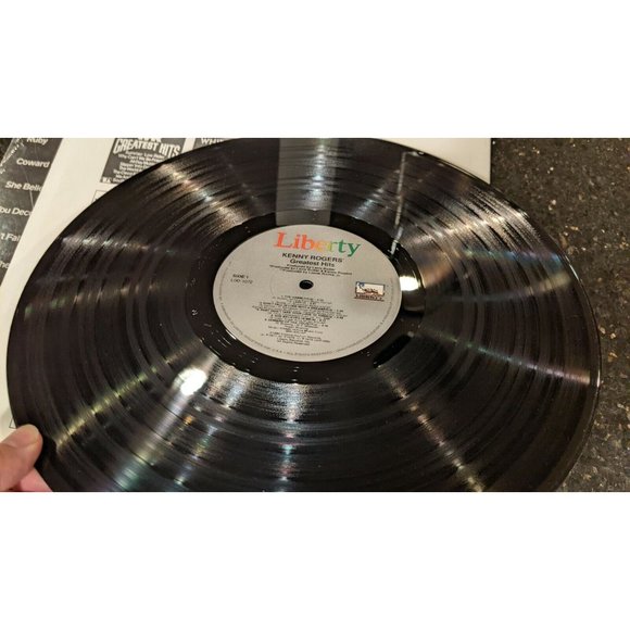 Vintage 70s Kenny Rodgers, Greatest Hits LP  Liberty Records, Classic COUNTRY - Picture 9 of 9